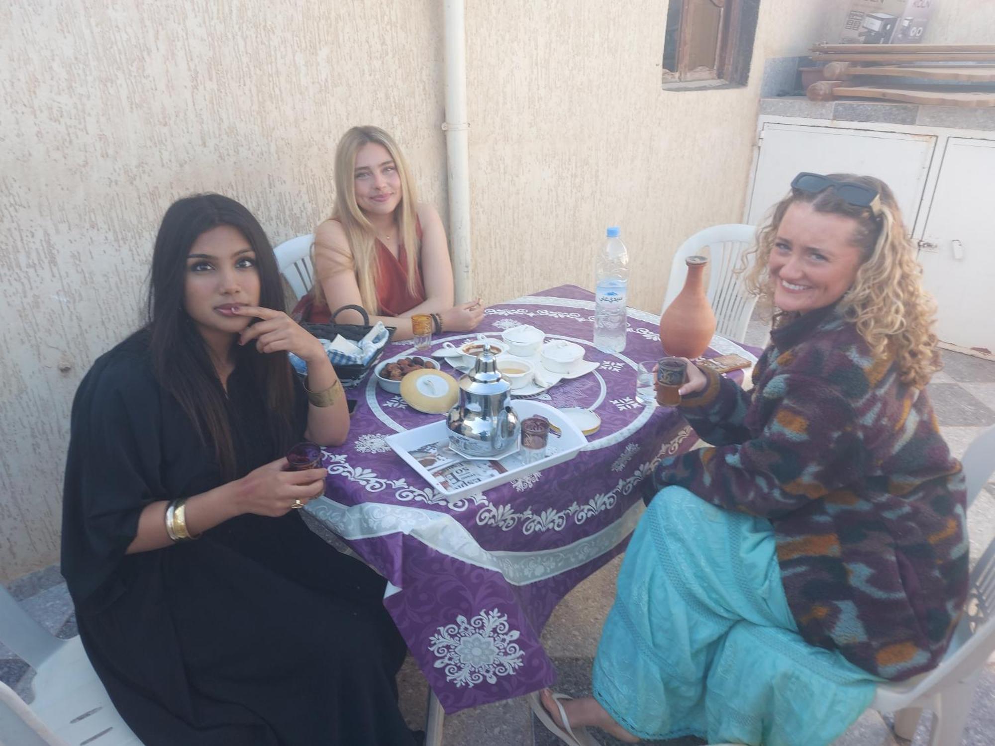Chambre chez l'habitant avec famille Agadir Extérieur photo